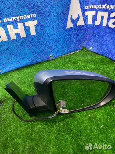 Зеркало заднего вида боковое правое Nissan Qashqai