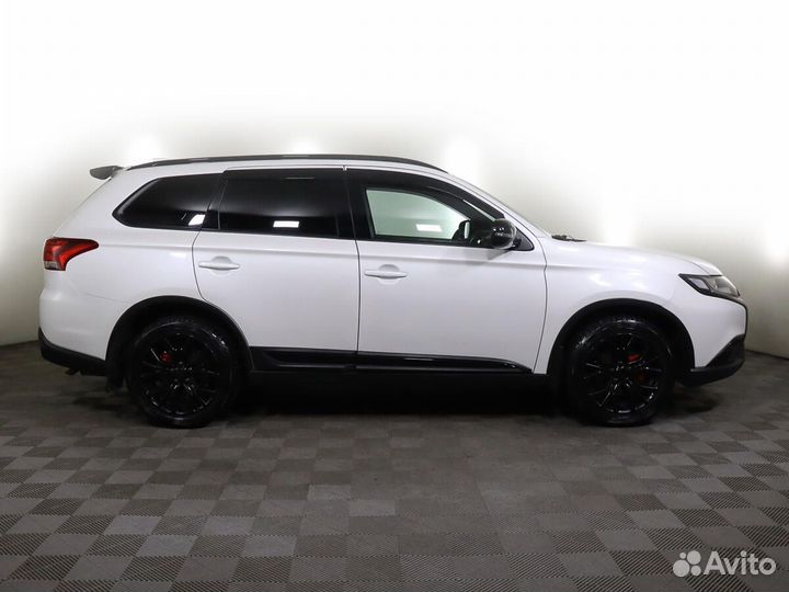 Mitsubishi Outlander 2.0 CVT, 2021, 48 171 км