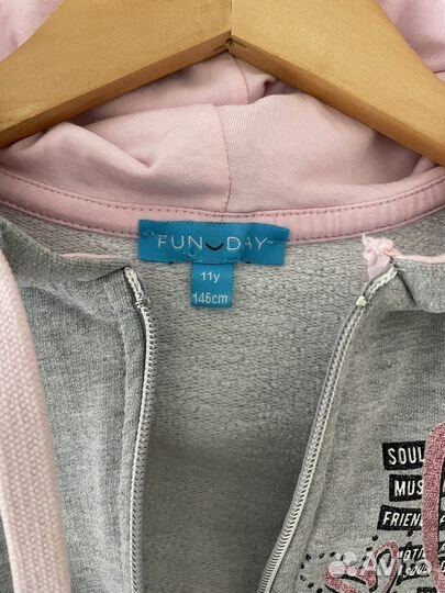 Спортивный костюм для девочки 140 146