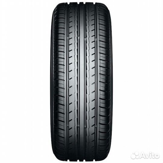 Yokohama BluEarth-ES ES32 215/50 R17 95V
