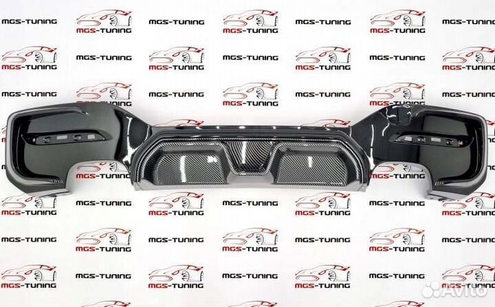 Диффузор BMW 1 series F20 CS под карбон выхлоп 2х2