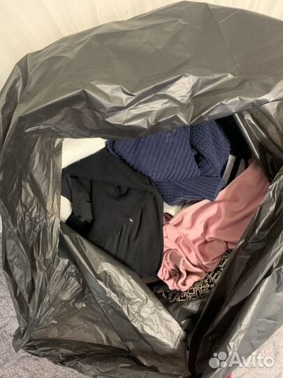 Отдам детские и взрослые вещи
