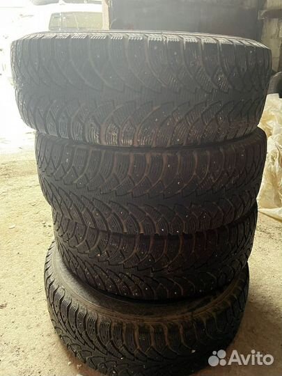 Nordman Nordman 4 215/65 R16