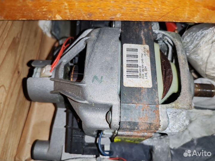 Двигататель стиральной машины