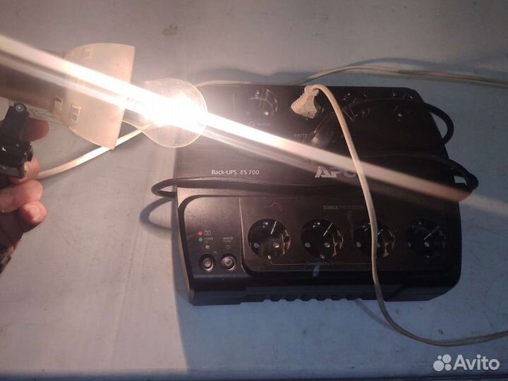 Ибп Apc back ups es 700