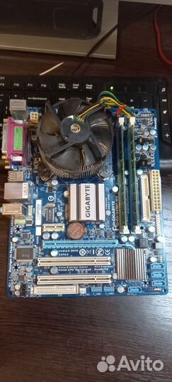 Материнская плата с проц. Core2 Q9500 4 ядра