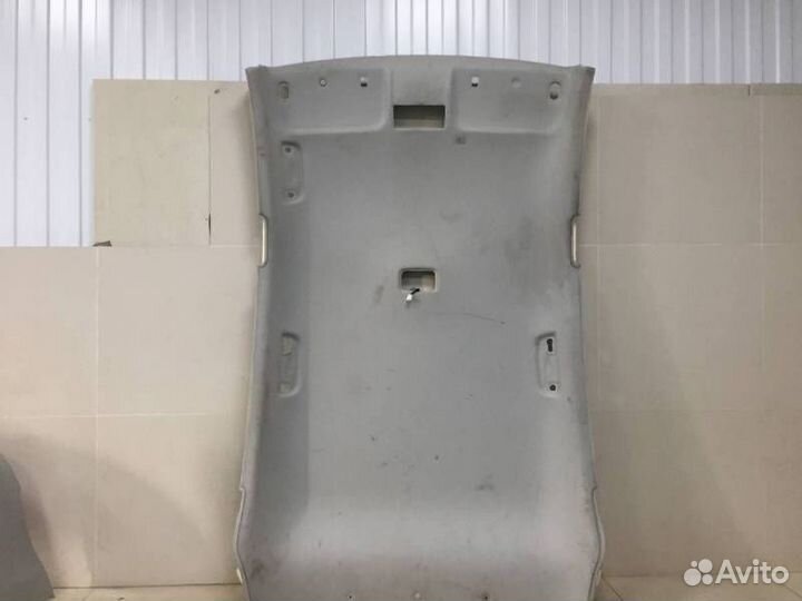 Обшивка потолка Kia Rio X-Line 2017