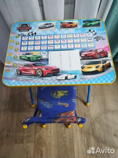 Стол и стул детские