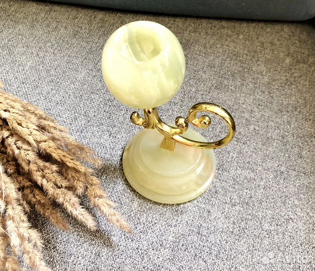 Подсвечник из камня оникс