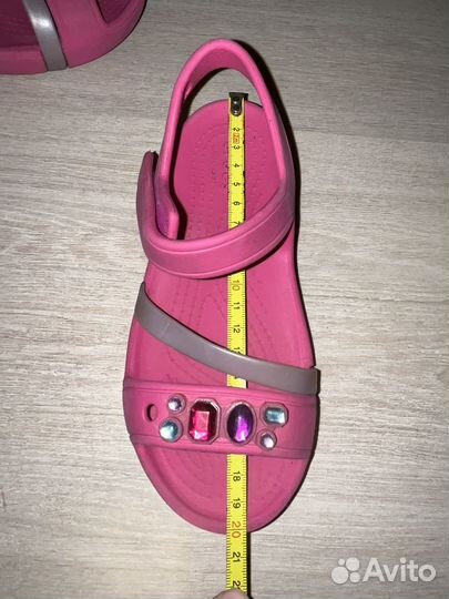 Сандалии crocs c12