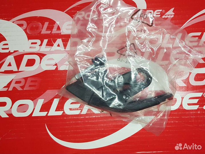 Роликовые коньки