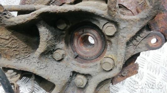 Ступица задняя левая mitsubishi outlander 2 (CEA03