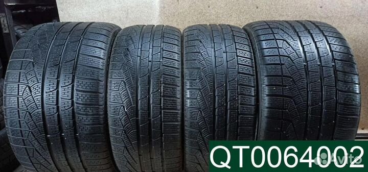 Pirelli Winter Sottozero 240 Serie II 235/35 R19 и 295/30 R19 103N