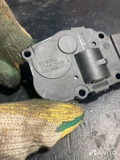 Сервопривод заслонок отопителя Bmw 3 E90