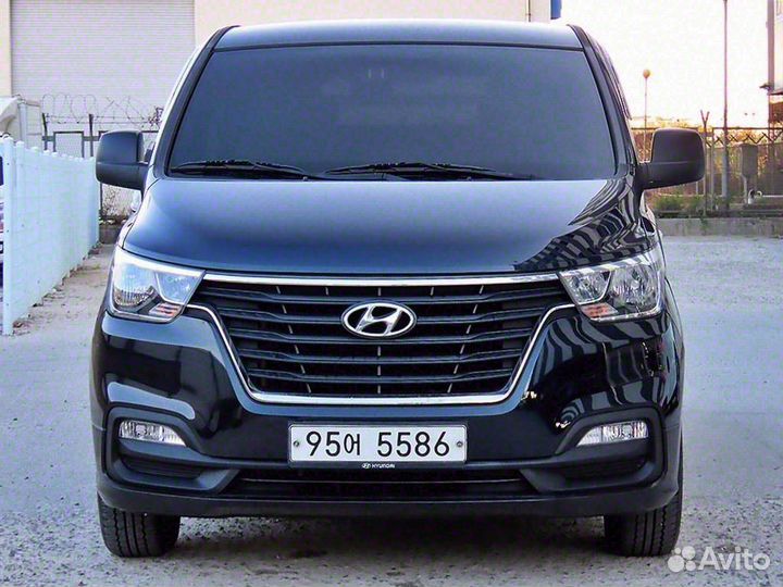 Hyundai Grand Starex 2.5 AT, 2020, 67 100 км