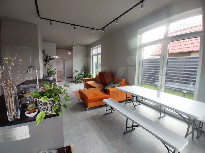 Таунхаус 135 м² на участке 3 сот.