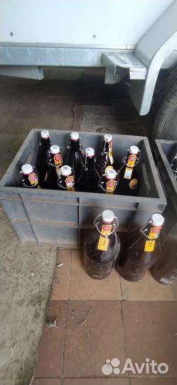 Бутылки стеклянные