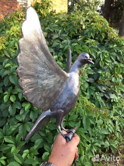 Статуэтка голубь, птица, ручная ковка, металл