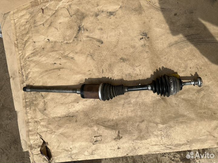 Привод передний правый Х1 Е84 BMW