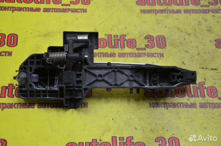 Ручка задней правой двери Kia Ceed JD