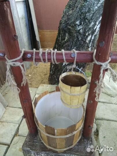 Декоративный колодец на дачу