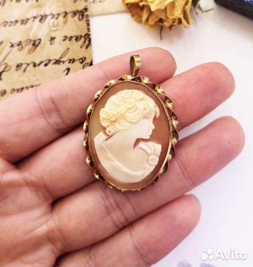 Камея, кулон, золото 375 ct, нат. раковина, Англия