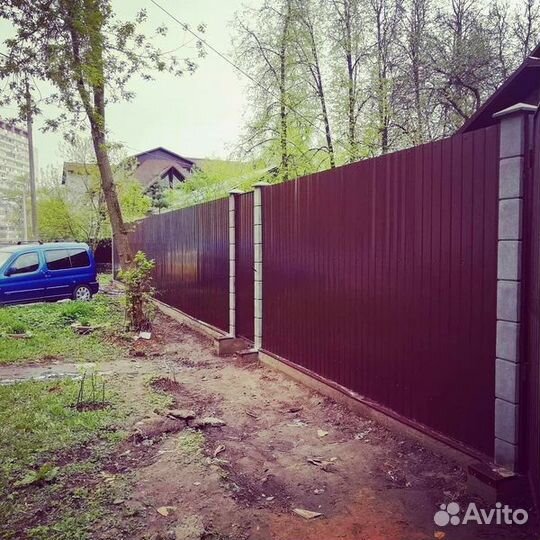 Забор из профнастила
