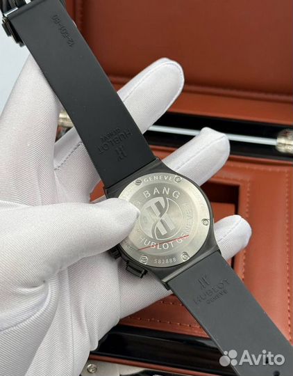 Мужские часы черные Hublot