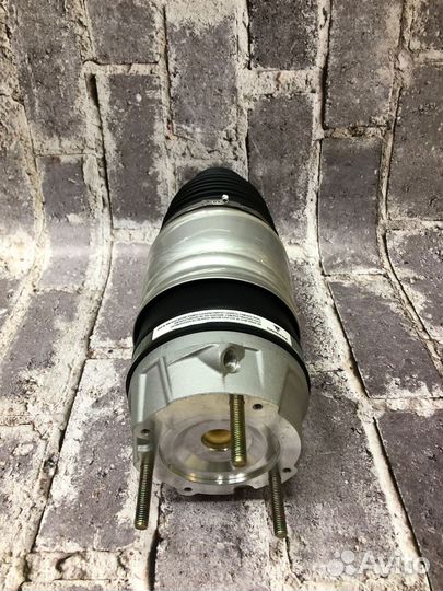 Пневмобаллон передний VW Touareg 2 NF/Porsche 958