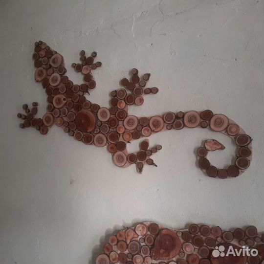 Панно из спилов дерева