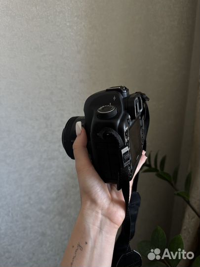 Фотоаппарат с объективом