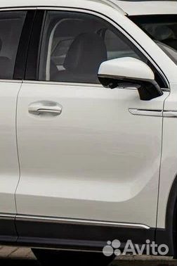 Правая передняя дверь BAIC X7