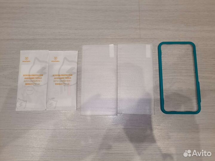 Защитное стекло SmartDevil на iPhone 13/13 Pro