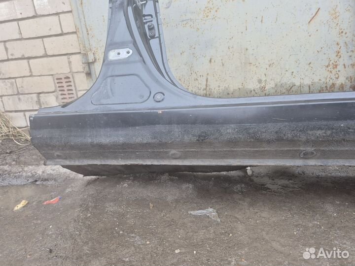 Порог правый Kia Cerato 2 TD