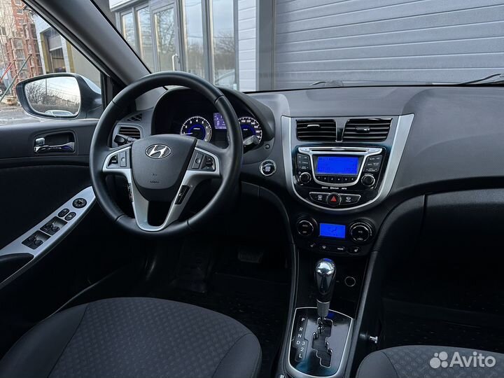 Hyundai Solaris 1.6 AT, 2012, 135 000 км