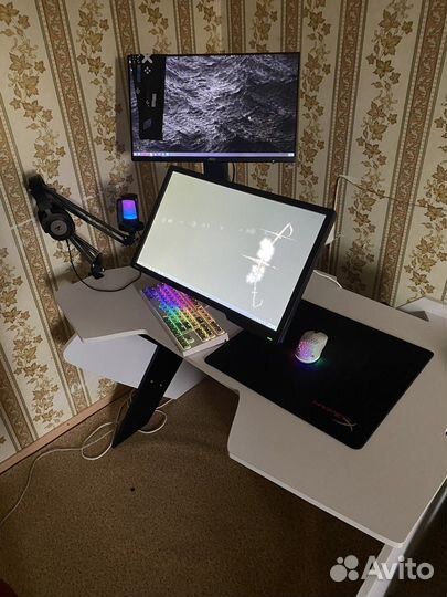 Игровой стол