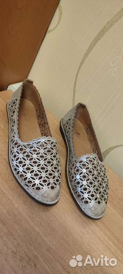 Балетки, сандали