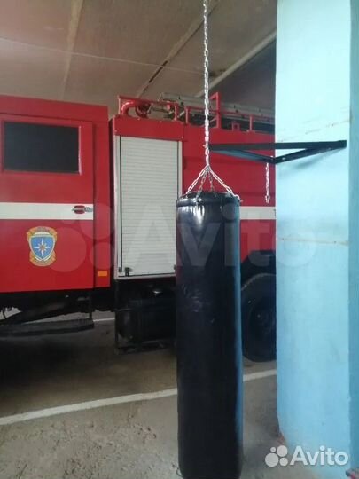 Боксерская груша черный цвет новая