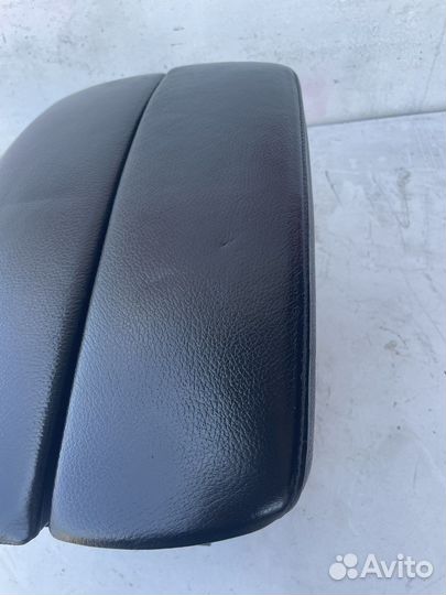 Подлокотник бмв Х5 е70 Х6 Е71