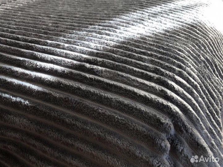 Покрывало на 2 х спальную кровать новое 200х220