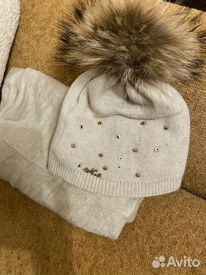 Шапка зимняя для девочки 11-12 лет