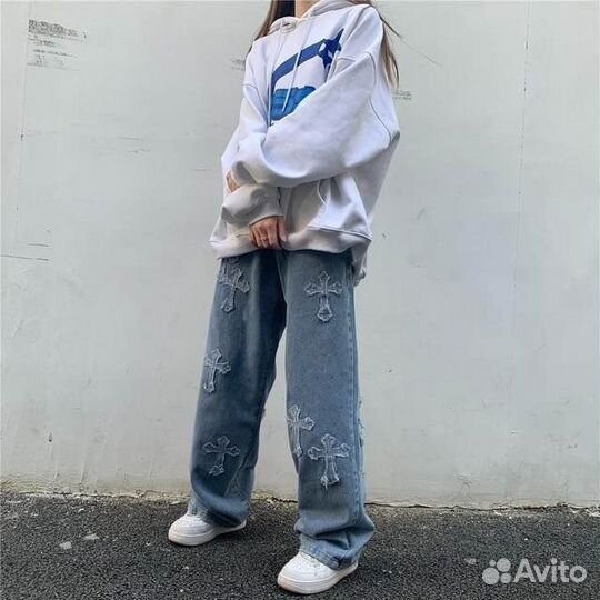 Джинсы с крестами