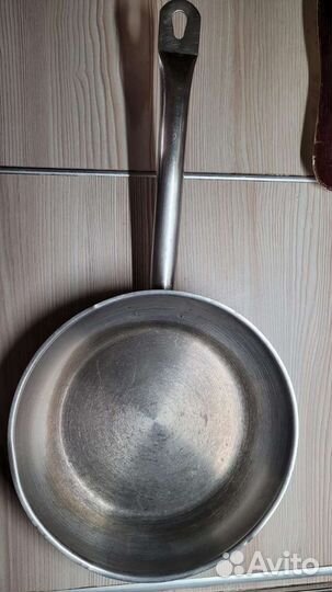 Сковорода сталь 24 см