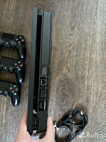 Sony PS4 slim 1tb