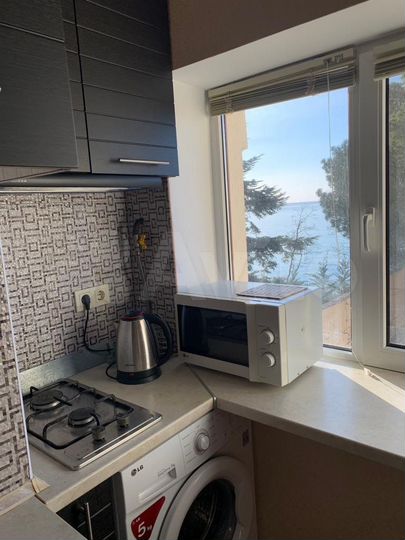 2-к. квартира, 45 м², 2/4 эт.