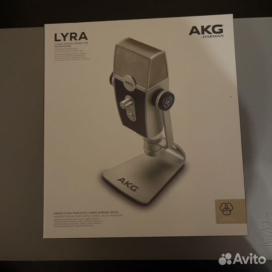 Студийный микрофон AKG Lyra