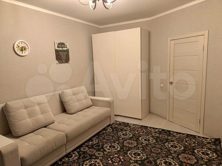 2-к. квартира, 54 м², 2/10 эт.