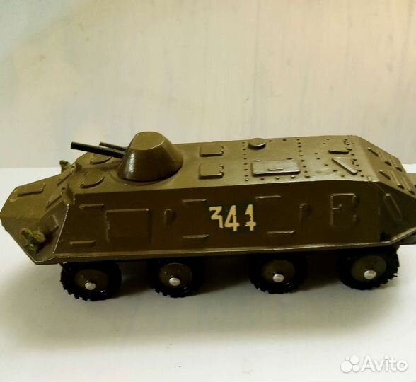 Игрушки военная техника, пистолет, воины из СССР