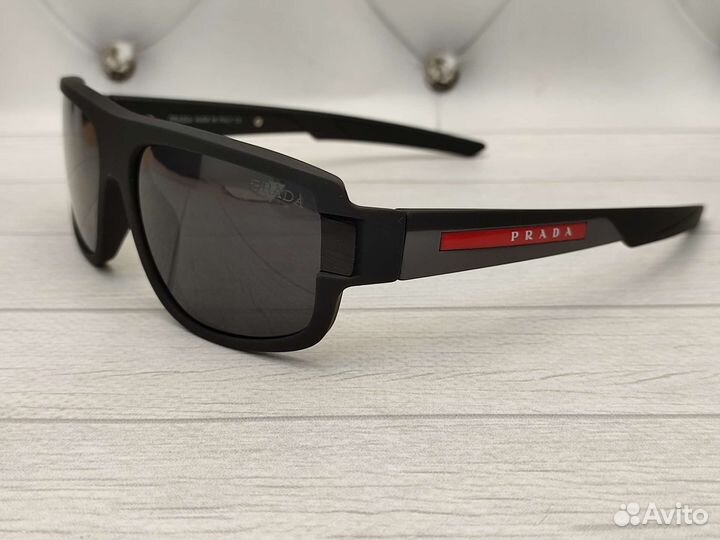 Очки мужские солнцезащитные Prada