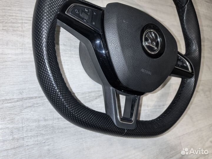 Руль Skoda со скосом